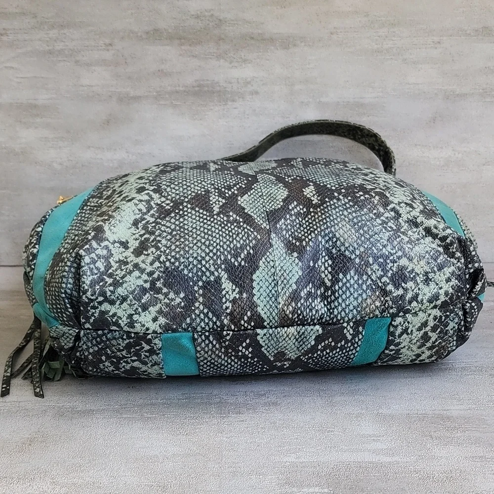 Aimee Kestenberg Tuscany Hobo Purse Shoulder Bag Suede Animal Print Leather